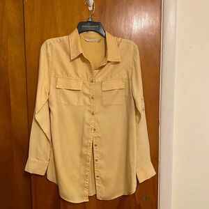 Soft Surrounding Women’s Gold Long Sleeves Button Down Front Pockets Top Sz XS